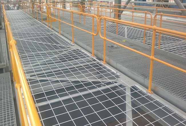 工業(yè)平臺(tái)用護(hù)欄